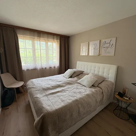 Apartment Bains, Randos, Velo, & Vignes Saillon